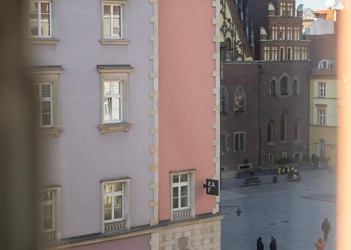 Swidnicka Grey Apartment