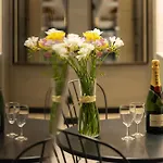 Apartament świdnicka Grey